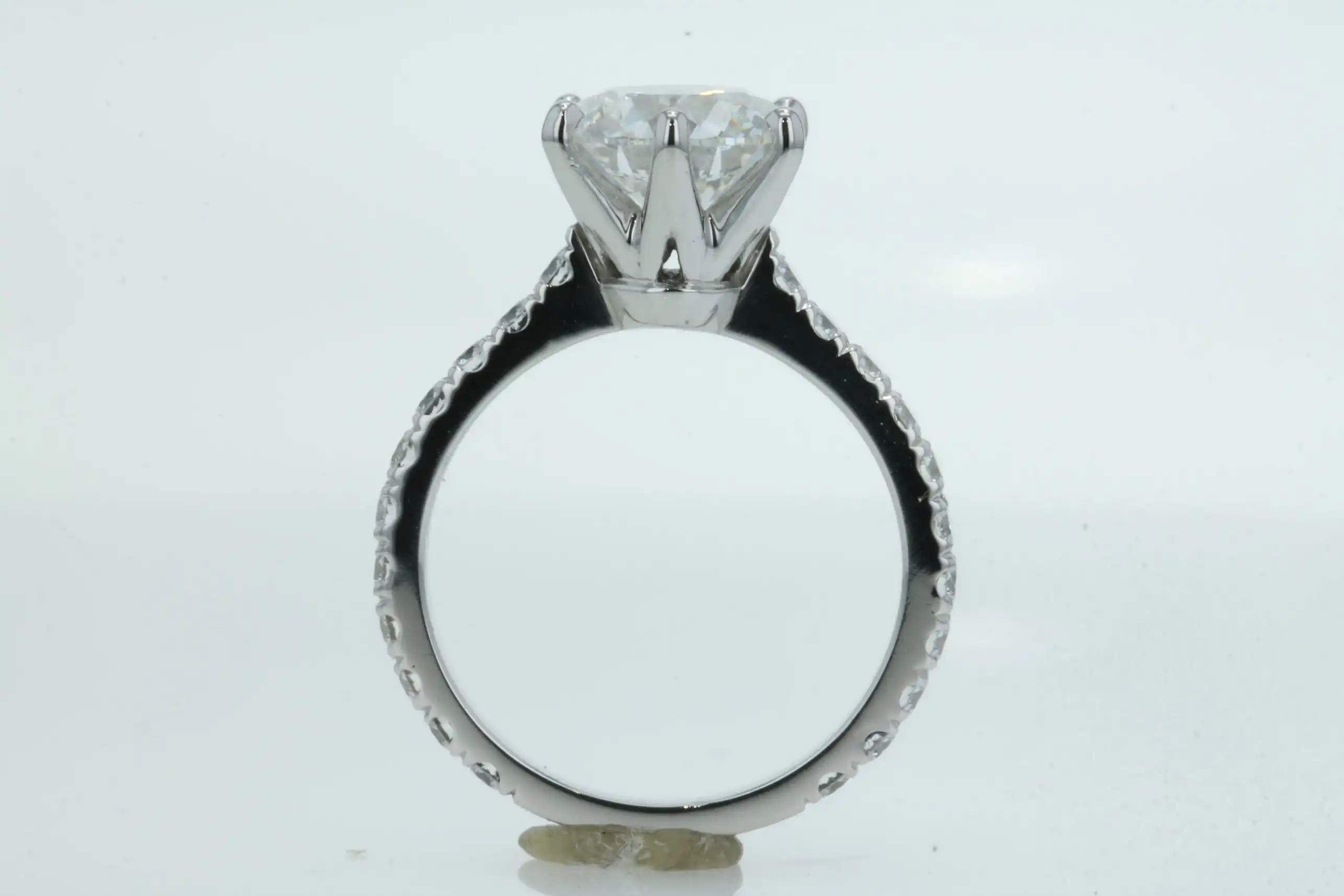 Picture of Six Claw Nova | Diamond Engagement Ring