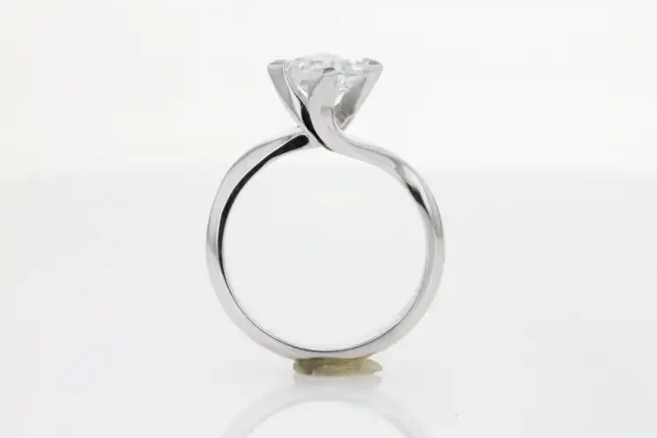 Picture of Let's Twist Again | Diamond Engagement Ring
