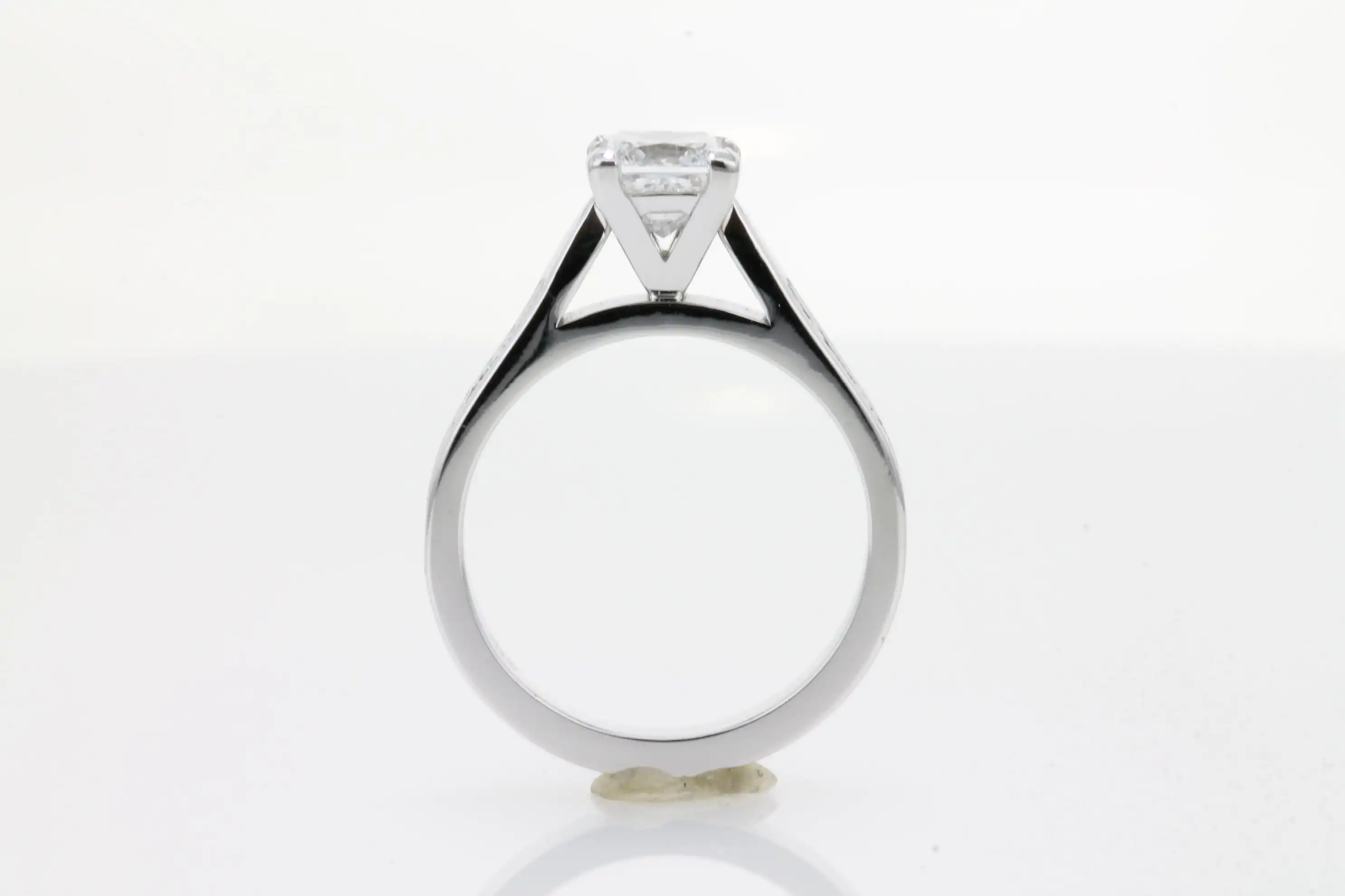 Picture of Four Claw Channel Set | Diamond Engagement Ring
