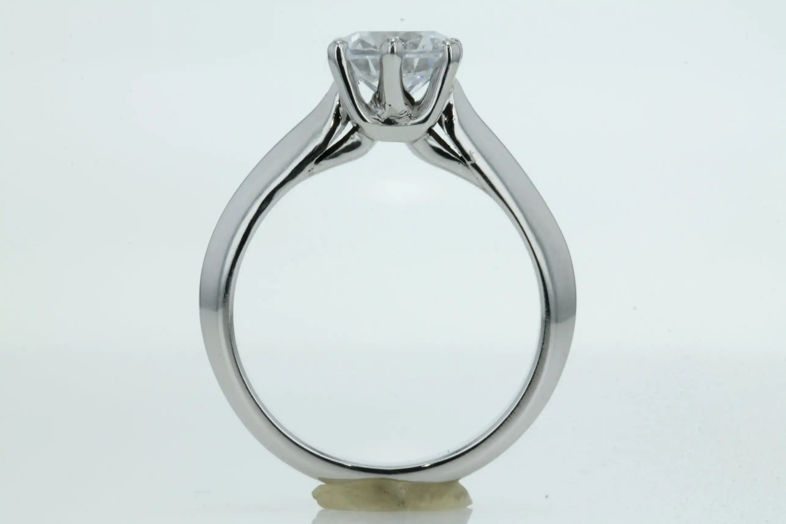 Picture of The Wired Six Claw | Diamond Engagement Ring