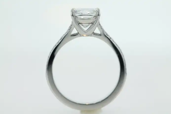 Picture of Four Prong Split Shank | Diamond Engagement Ring